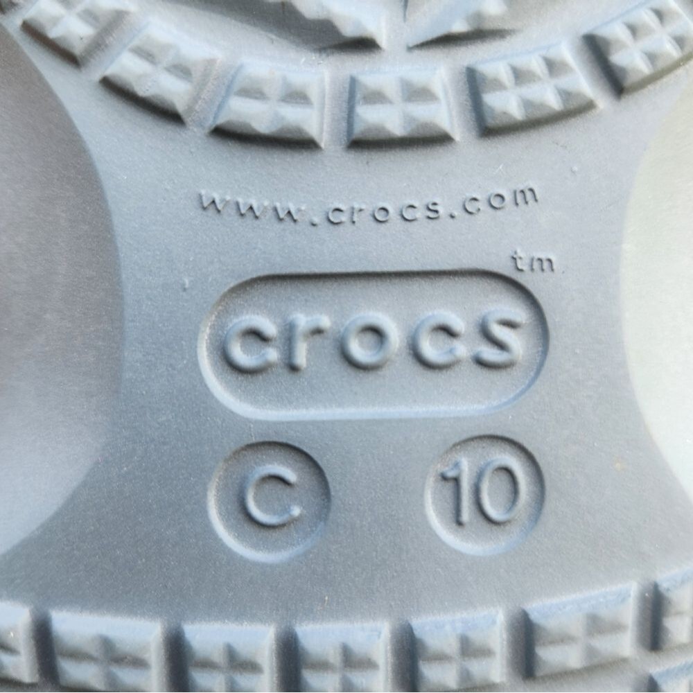 Crocs Kids Classic Baya Gray Fuzzy Lined Lightweight Cozy Comfort Clog Size C10 - Picture 11 of 15